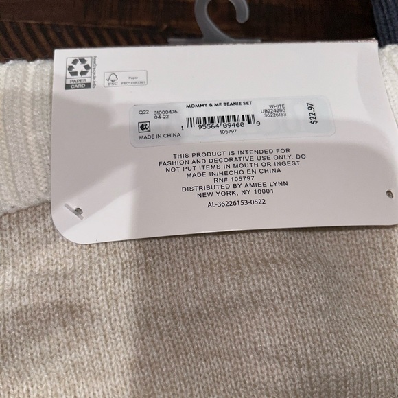 Mommy & Me Toboggan Set - Picture 3 of 3